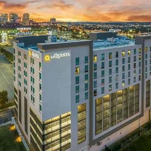 Hotell La Quinta & By Wyndham Downtown Stadium, Nashville